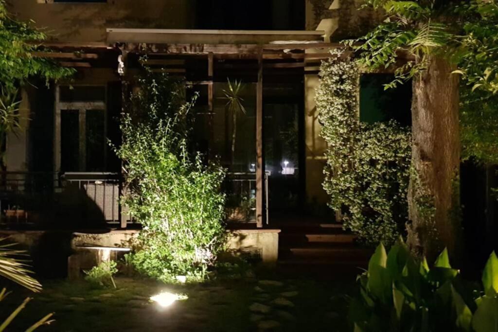 比萨La Casa Con Piscina Riscaldata Interna Anna Luxury Garden公寓 外观 照片