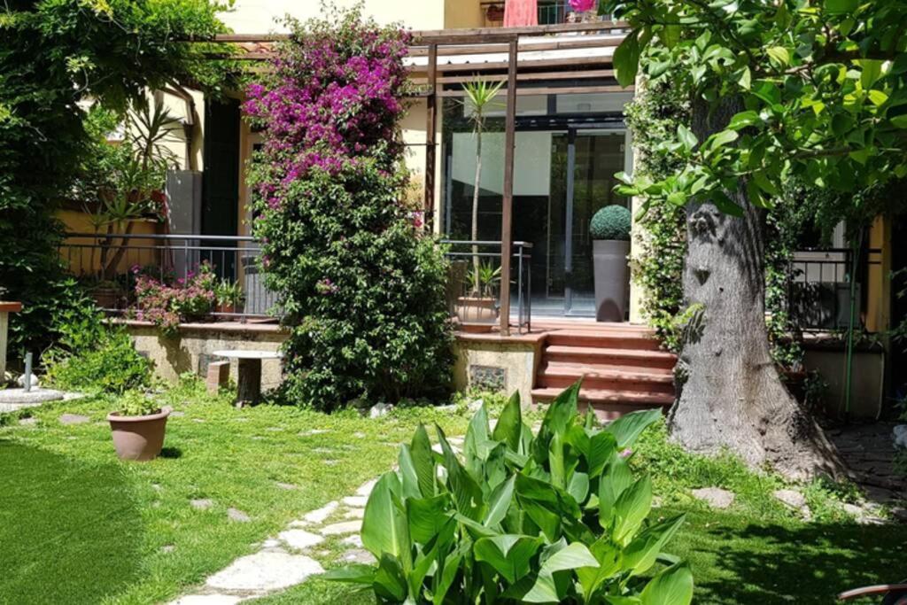 比萨La Casa Con Piscina Riscaldata Interna Anna Luxury Garden公寓 外观 照片