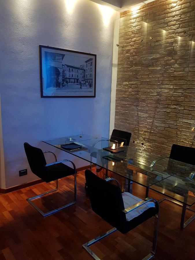 比萨La Casa Con Piscina Riscaldata Interna Anna Luxury Garden公寓 外观 照片