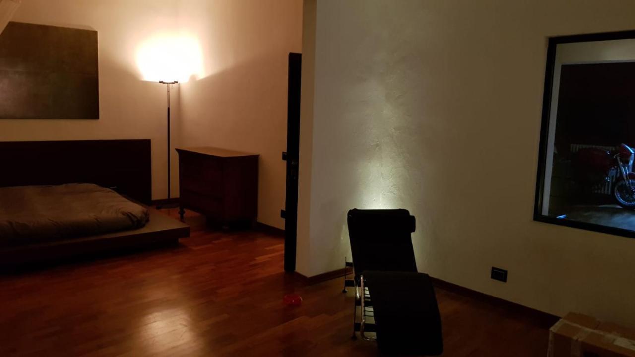比萨La Casa Con Piscina Riscaldata Interna Anna Luxury Garden公寓 外观 照片